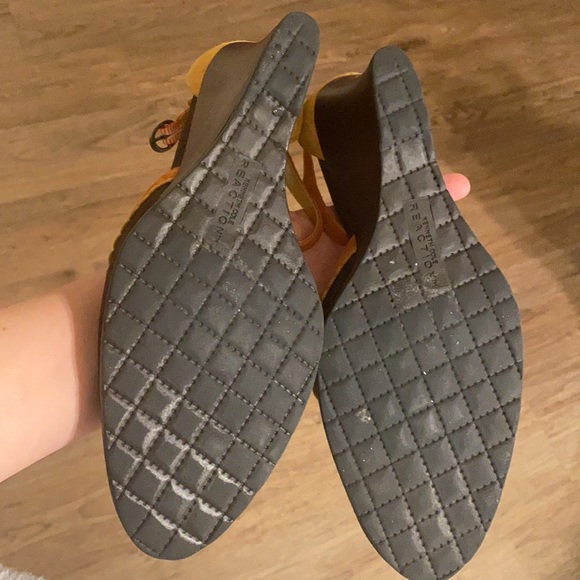 Wedges - Picture 5 of 5